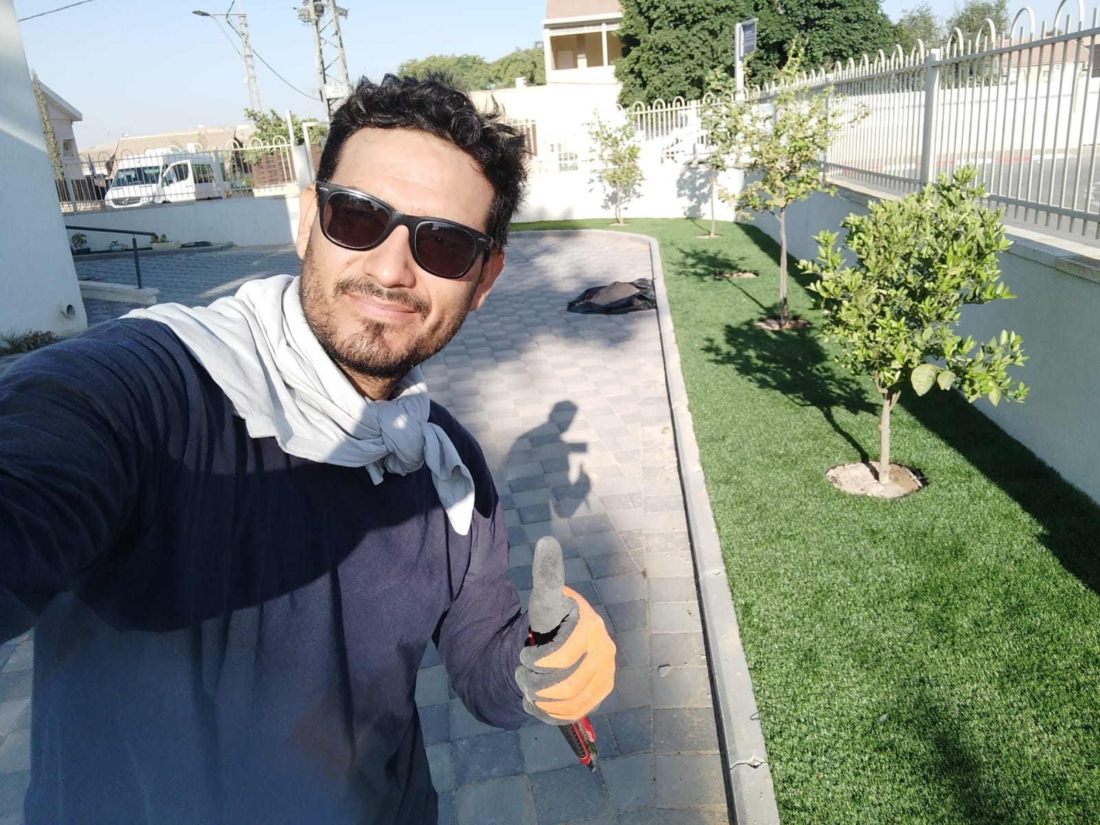 תחזוקה שוטפת - גיזום וטיפול בצמחים